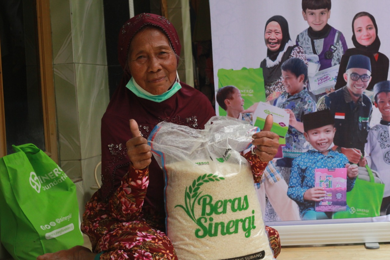 Program Unggulan Lembaga Amil Zakat Dalam Pemberdayaan Masyarakat 3 Program Unggulan Lembaga Amil Zakat dalam Pemberdayaan Masyarakat