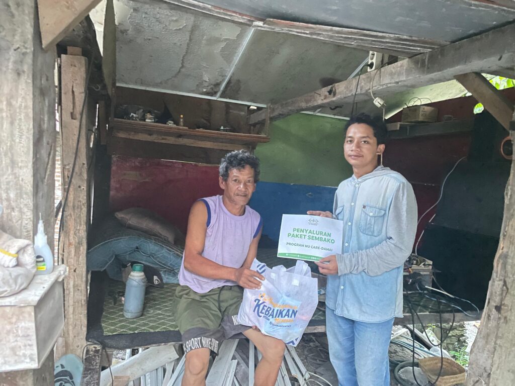Penyaluran Sembako untuk Dhuafa dan Lansia 12 WhatsApp Image 2025 08 05 at 08.57.39 6b0e5e37 zakat, infak, sedekah