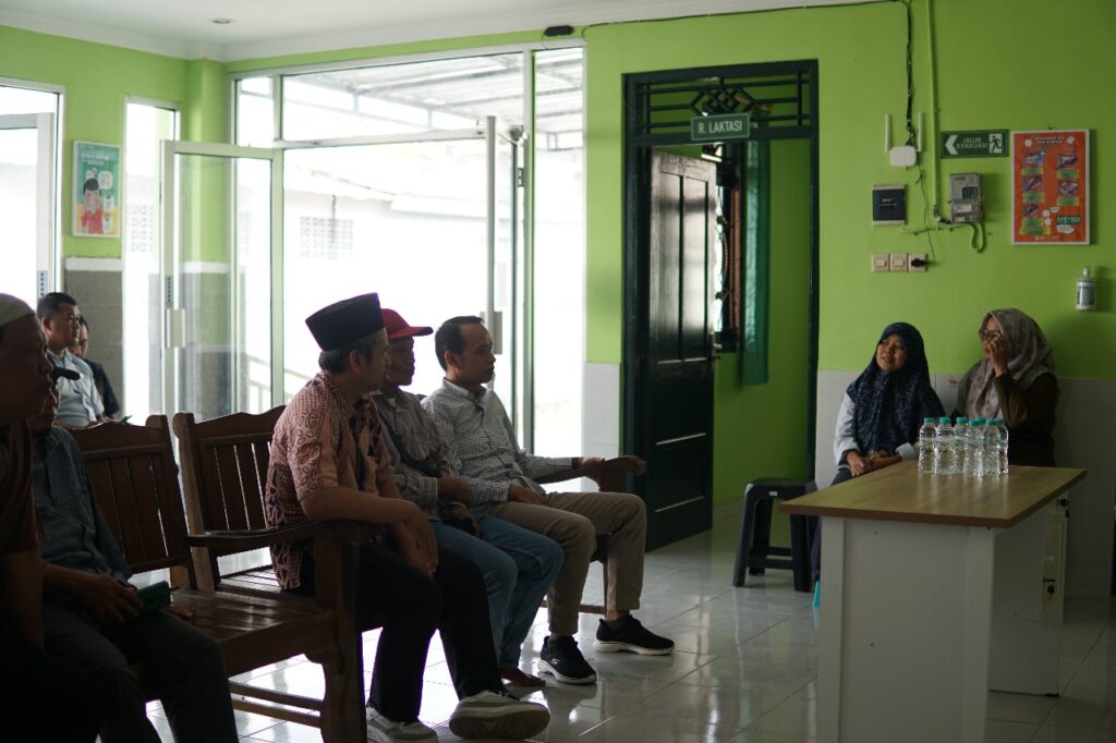 DPRD dan Bupati Bantul Siap Mendukung Kemajuan Klinik Sewon 5 WhatsApp Image 2025 08 19 at 15.42.05 a7a4405b zakat, infak, sedekah