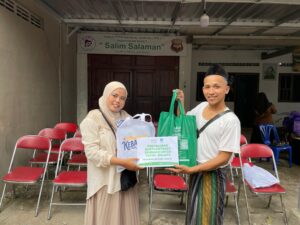 TPA Padepokan Badut Salim Salaman Gelar Peringatan Maulid Nabi Muhammad SAW, LAZISNU PWNU DIY Salurkan Paket Sembako untuk Anak Yatim 1 WhatsApp Image 2025 09 18 at 15.58.23 zakat, infak, sedekah
