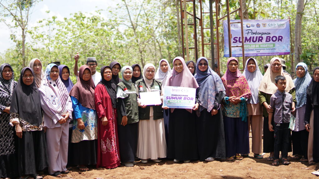 Program Kolaboratif : Pembuatan Sumur Bor di Masjid Al Hidayah Bangkan, Karangmojo, Gunungkidul Resmi Dimulai 3 DSC06529 zakat, infak, sedekah